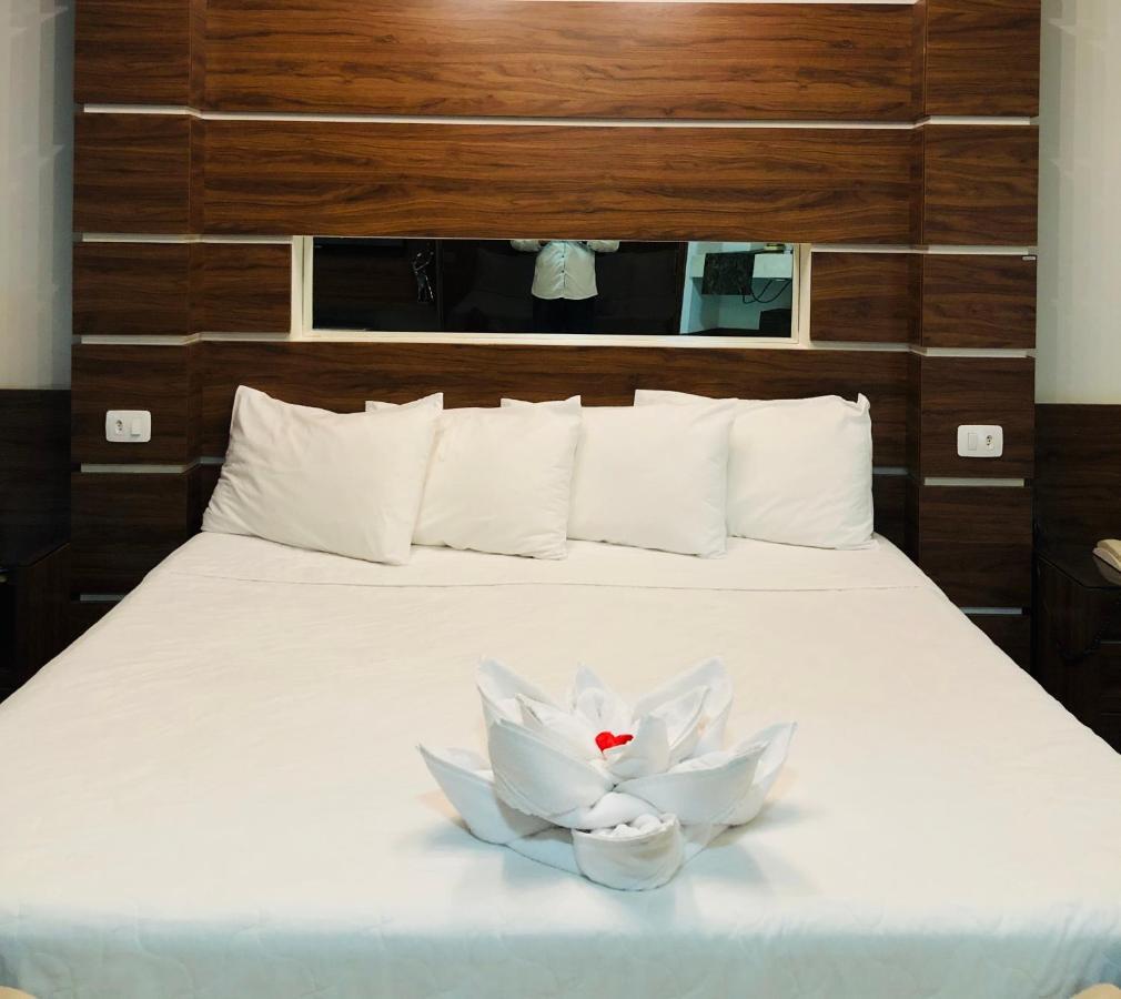 Shelton Palace Hotel Paranavai Экстерьер фото